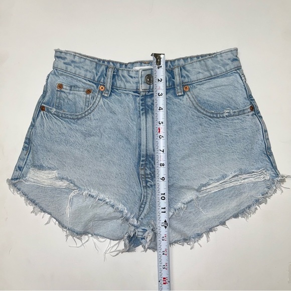 Zara High Rise Denim Cutoff Shorts 4 Blue Distressed Raw Hem Casual Festival - Picture 11 of 11
